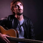 Vincenzo Capua con il suo nuovo singolo “Polvere”