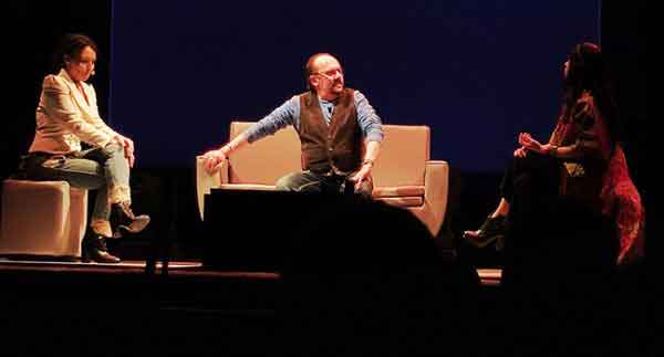 Maurizio Casagrande in “A tu per tre” al Teatro Cilea.